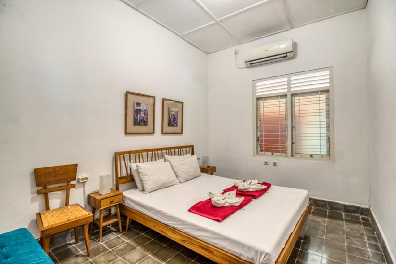 Reddoorz Hostel @ Kotagede Джокьякарта Экстерьер фото
